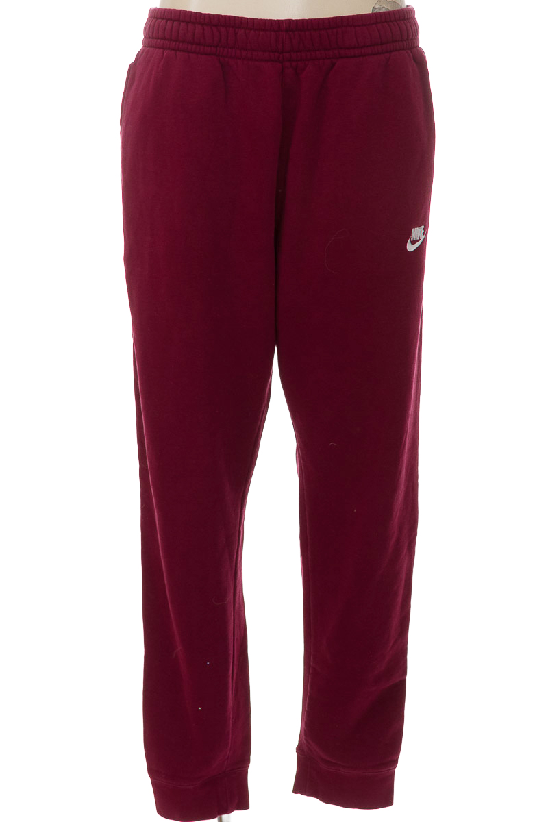 Ropa Deportiva / Salida de Baño color Vinotinto - Nike