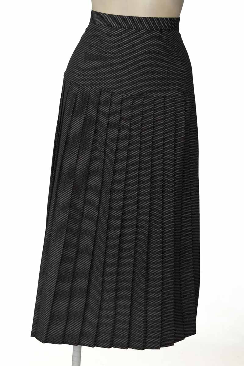 Falda color Negro - Closeando