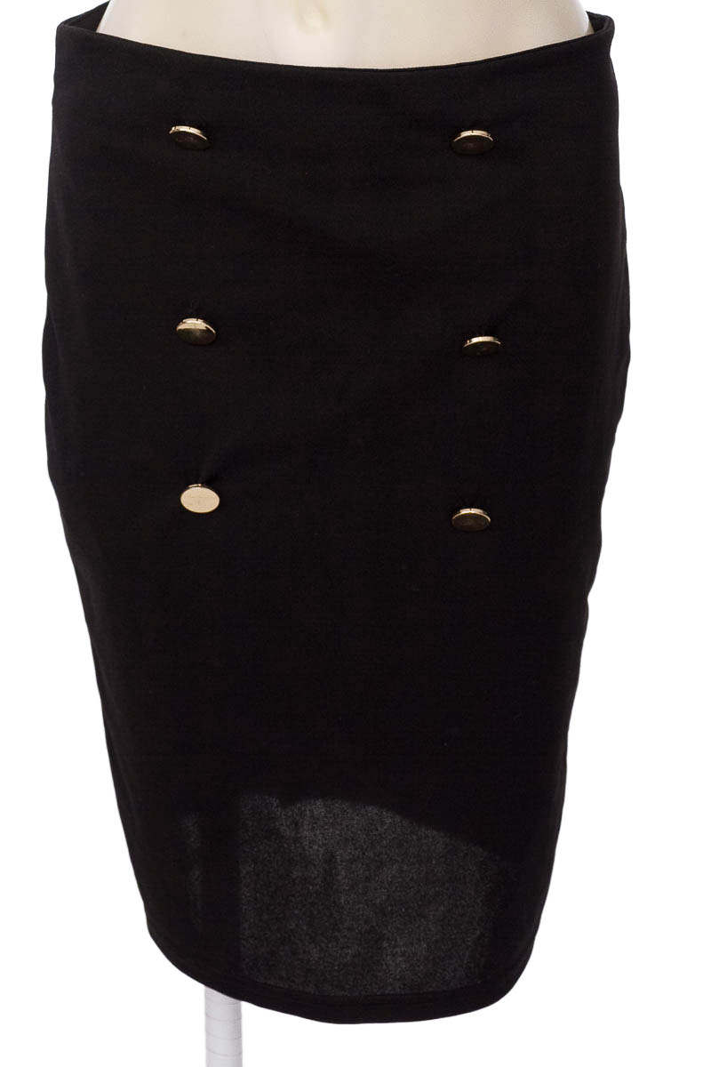 Falda color Negro - Closeando