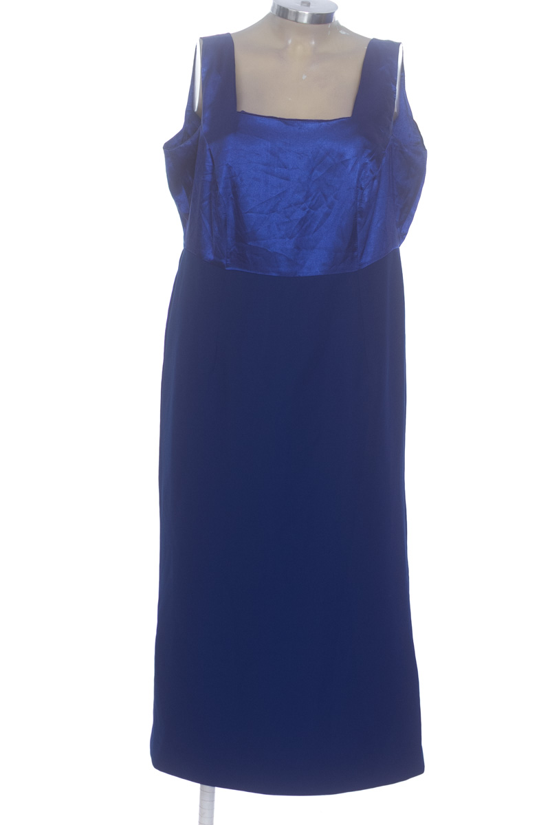 Vestido / Enterizo color Azul - Closeando