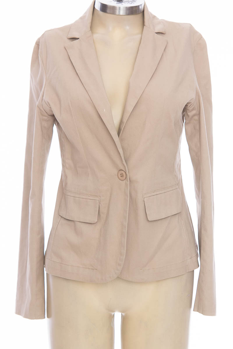 Arkitect Ropa de Mujer Hasta 90% Más Económica | Closeando ®