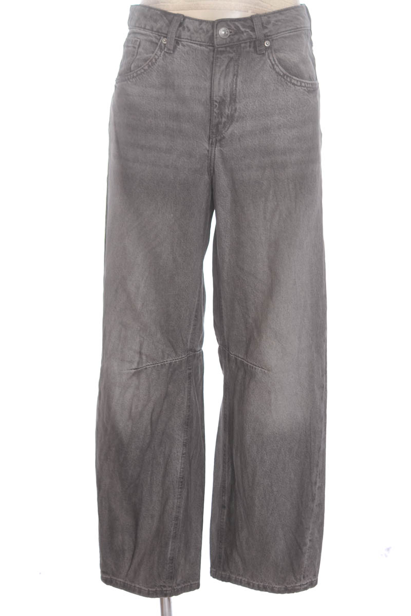 Pantalones color Gris - Divided by H&M