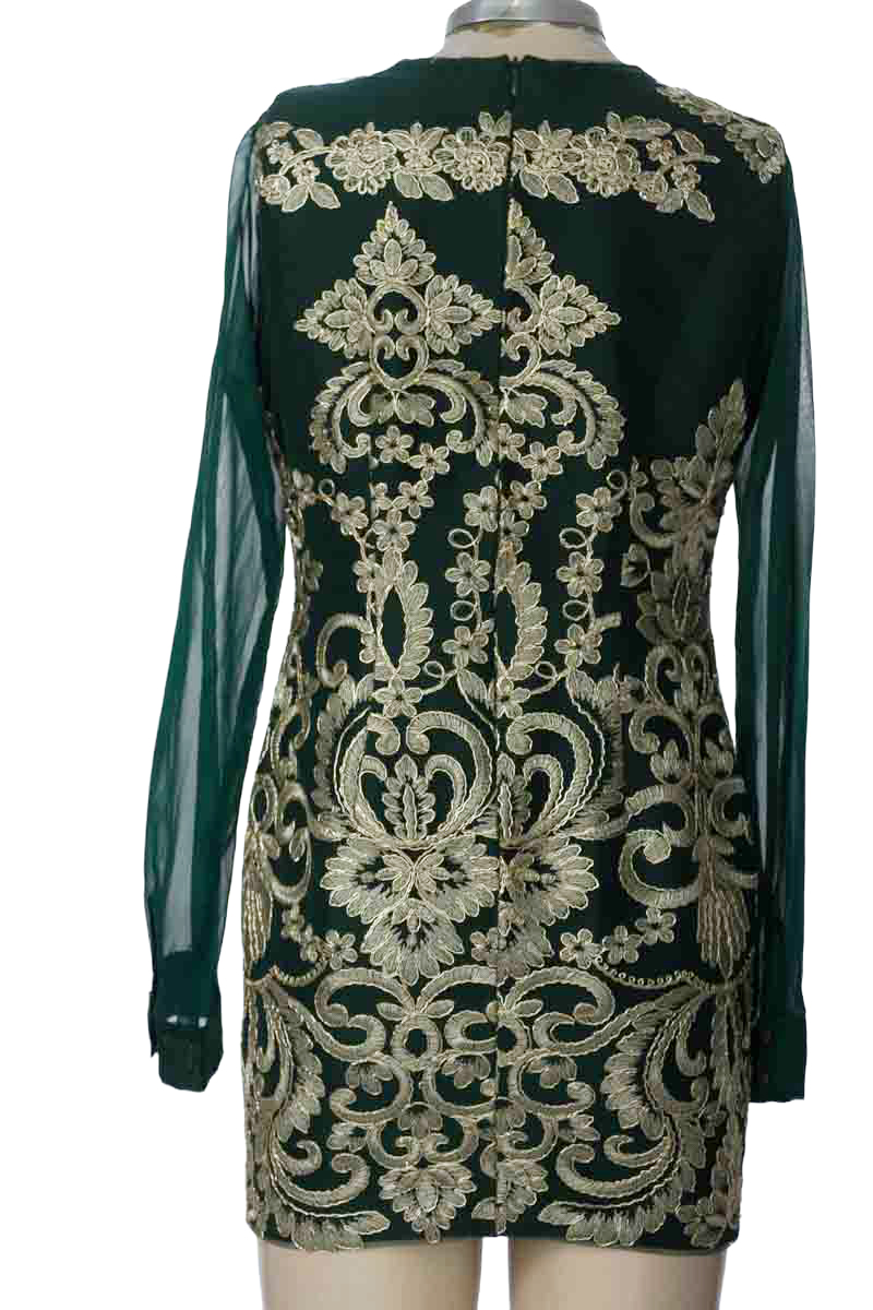 Vestido / Enterizo color Verde - Closeando