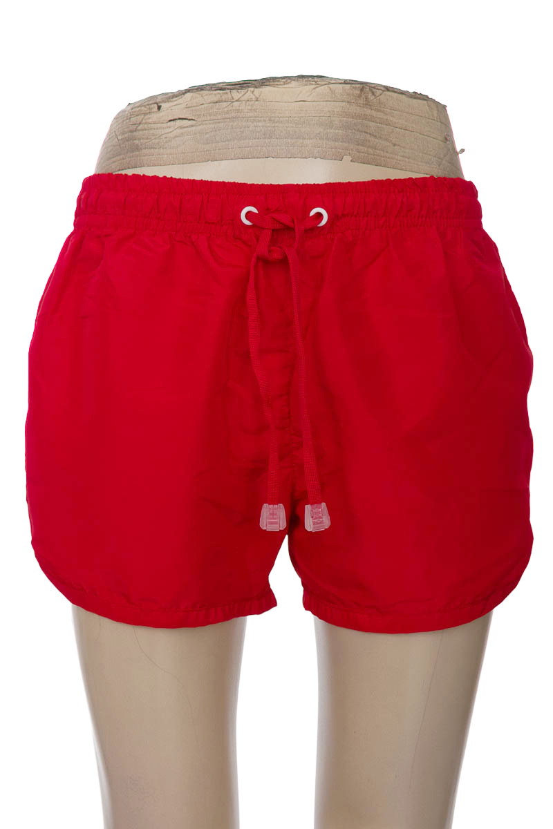 Ropa Deportiva / Salida de Baño color Rojo - Closeando