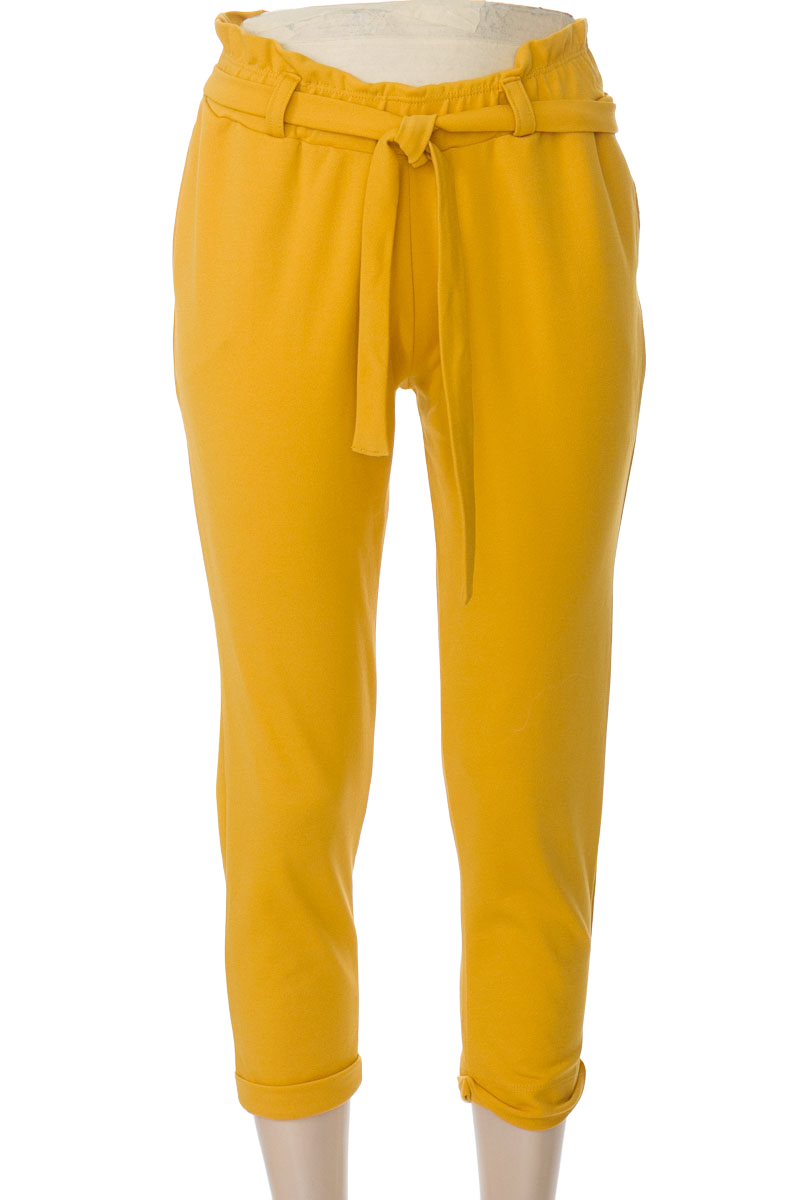 Pantalones color Amarillo - Closeando