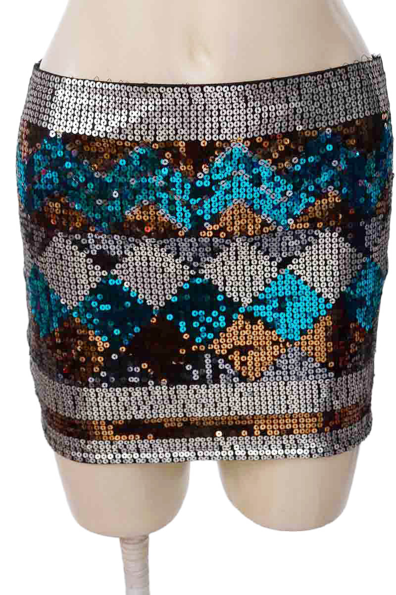 Falda color Estampado - Closeando