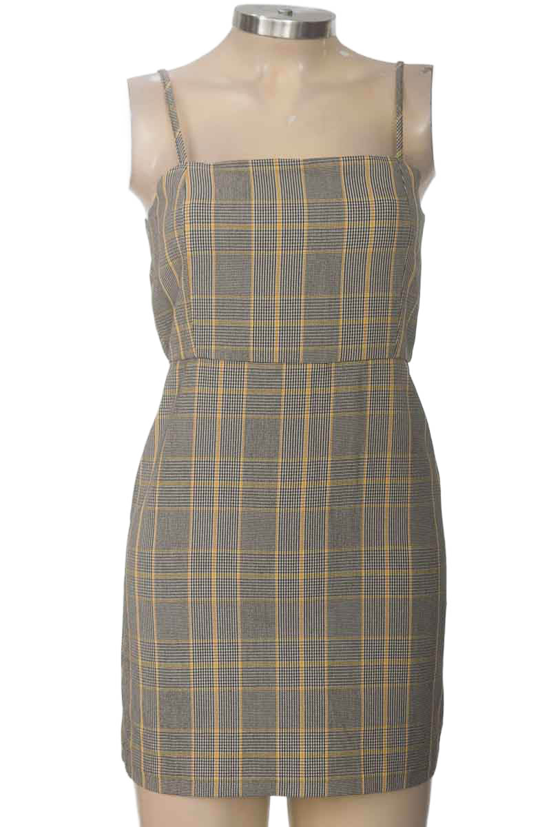 Vestido / Enterizo color Gris - Pull & Bear