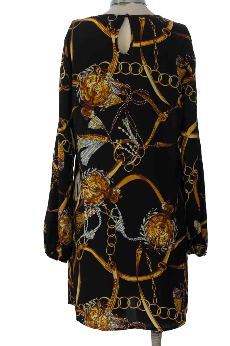 Blusa color Negro - Closeando