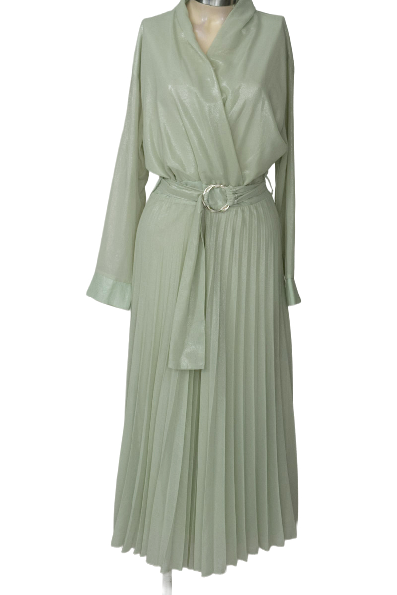 Vestido / Enterizo color Verde - Zara