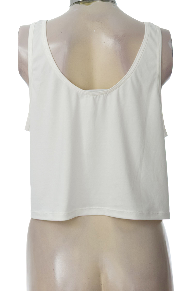 Top / Camiseta color Blanco - Lui Love