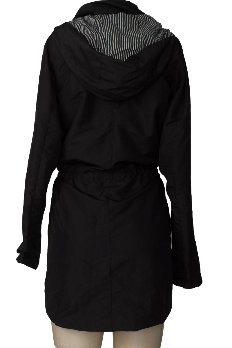 Chaqueta / Abrigo color Negro - Vientu