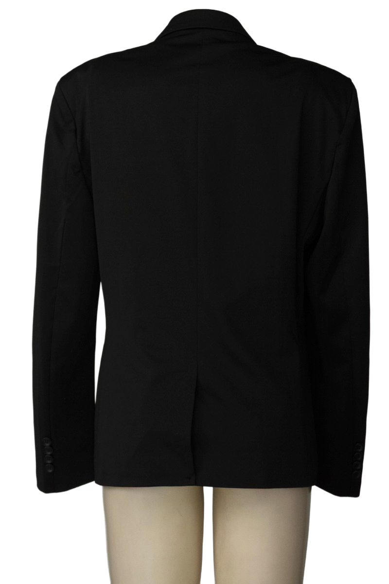 Chaqueta / Abrigo color Negro - Closeando