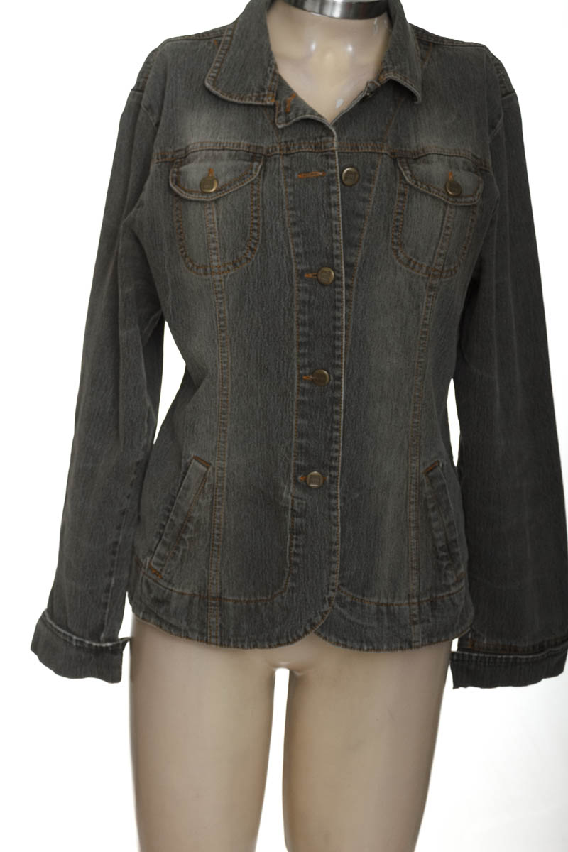 Chaqueta / Abrigo color Gris - Beso de Coco