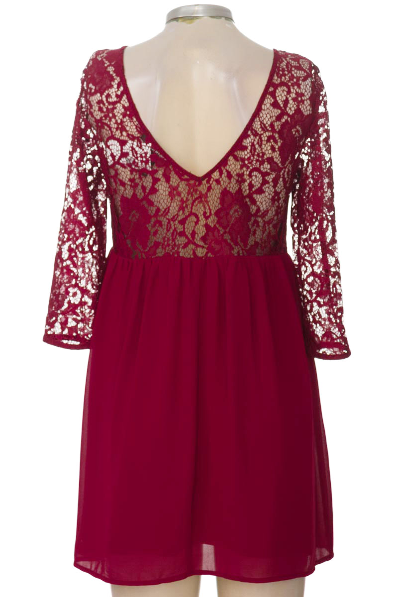 Vestido / Enterizo color Vinotinto - Forever 21