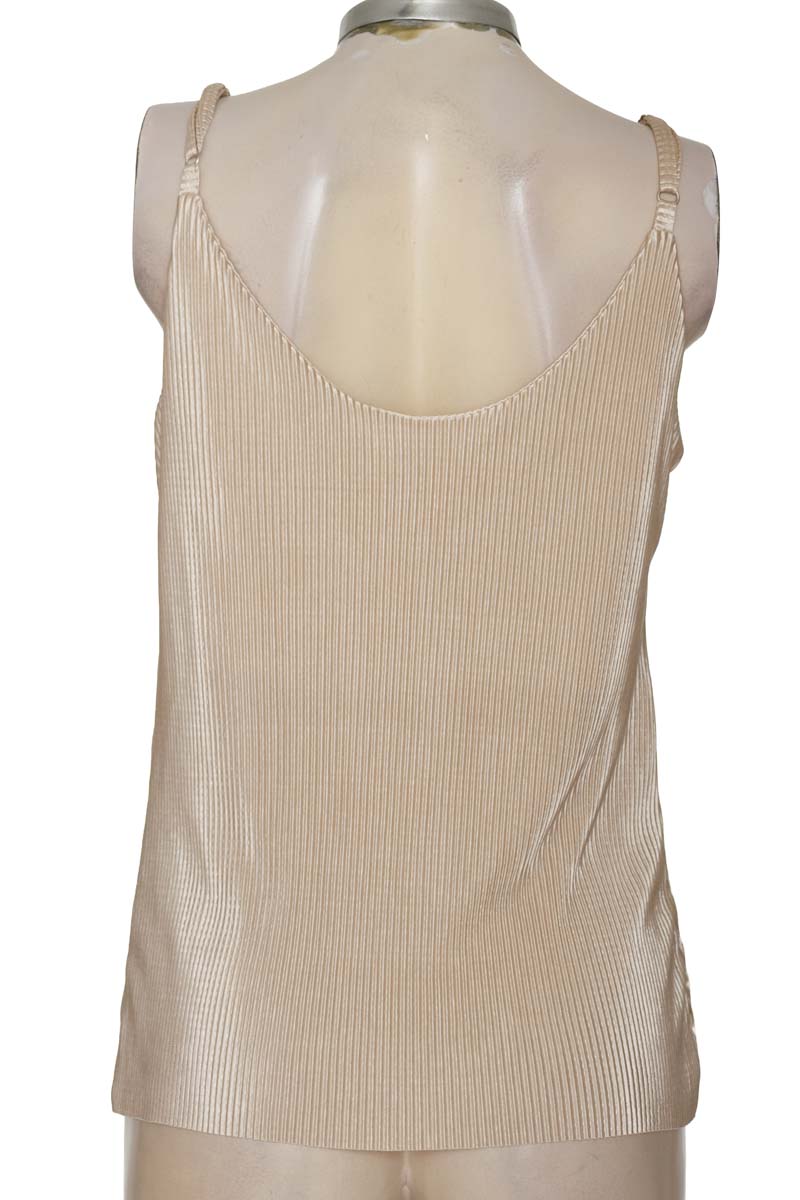 Blusa color Dorado - Closeando