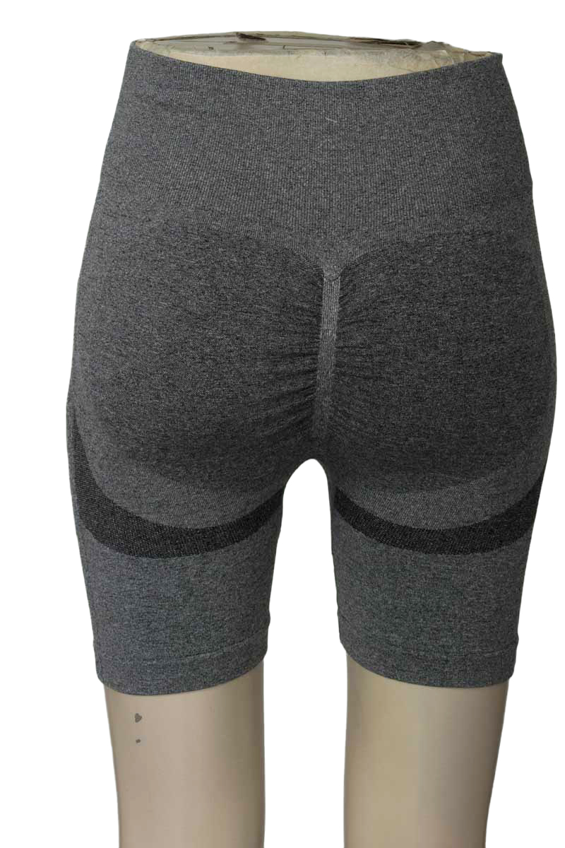 Ropa Deportiva / Salida de Baño color Gris - Closeando
