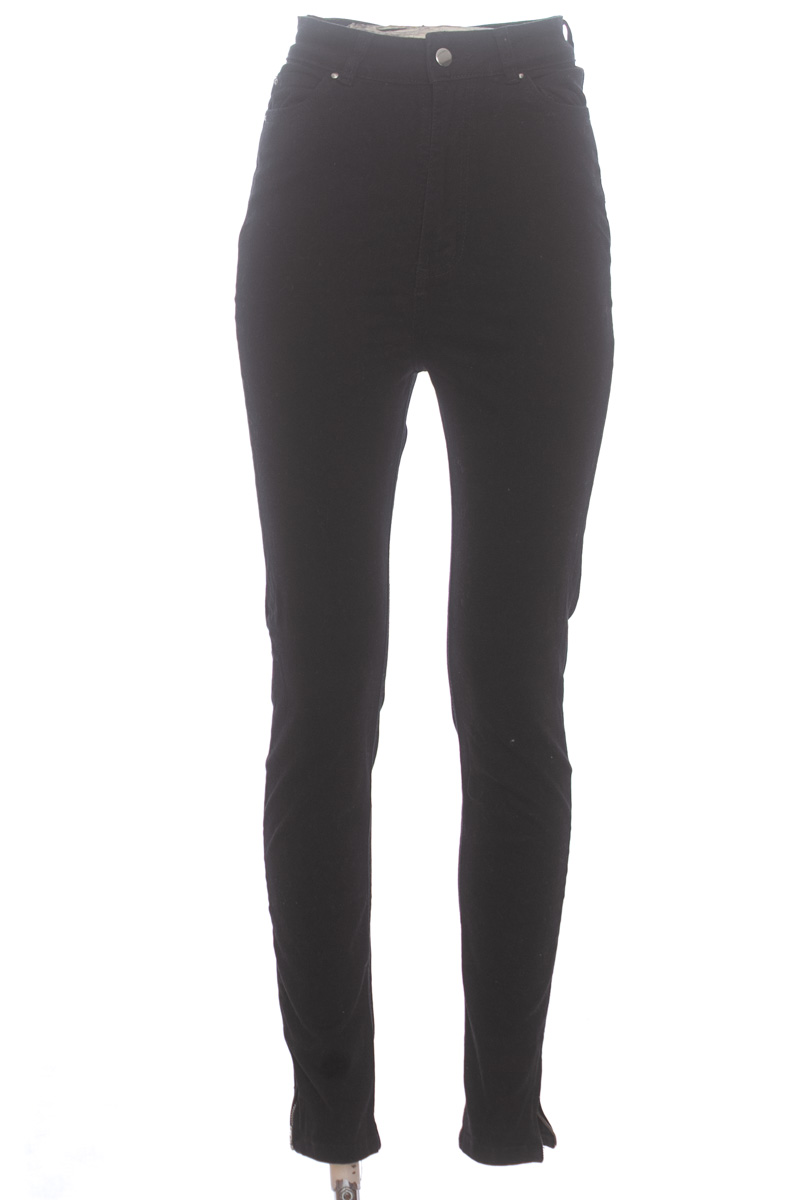 Pantalones color Negro - Little Ramonas