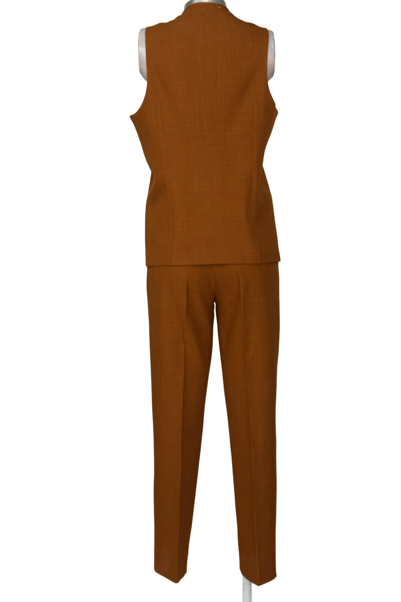 Vestido / Enterizo color Café - Closeando