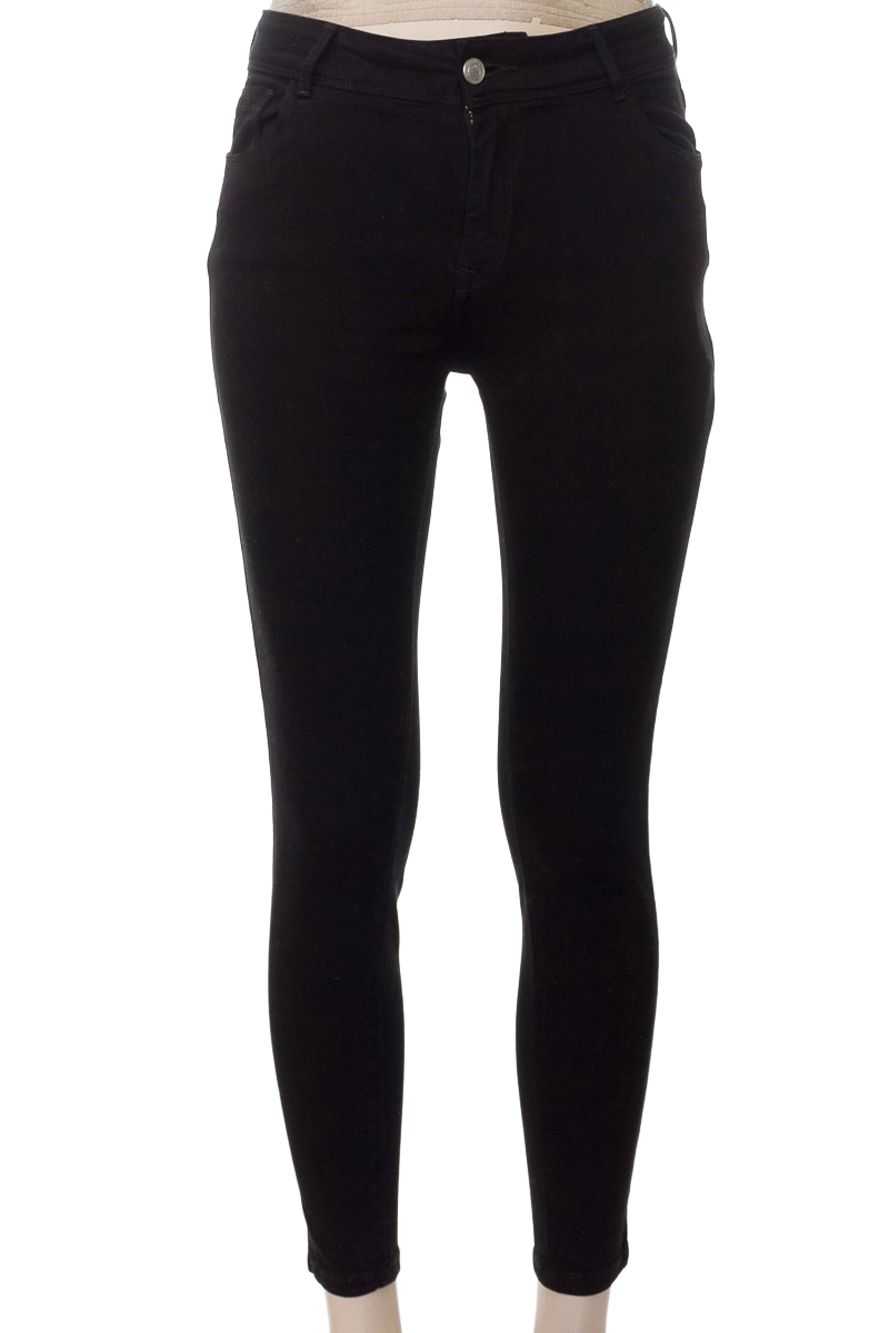 Pantalones color Negro - Basement