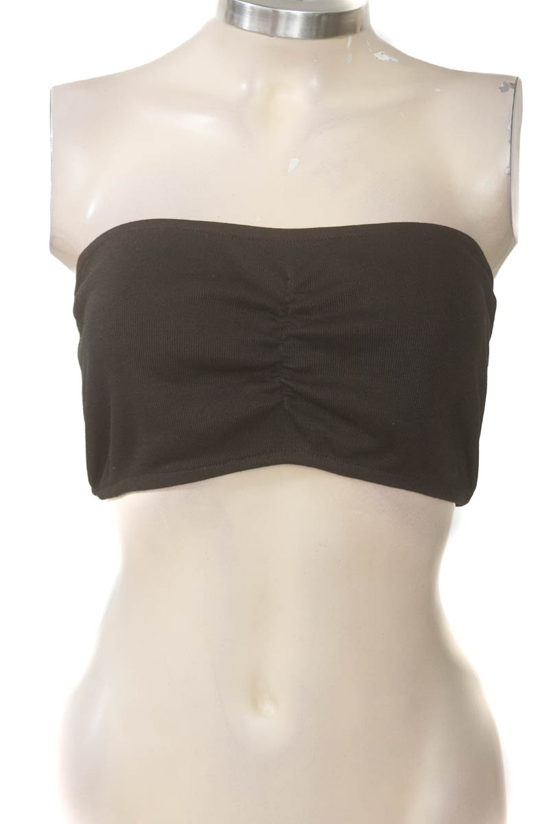 Top / Camiseta color Negro - Pineapple