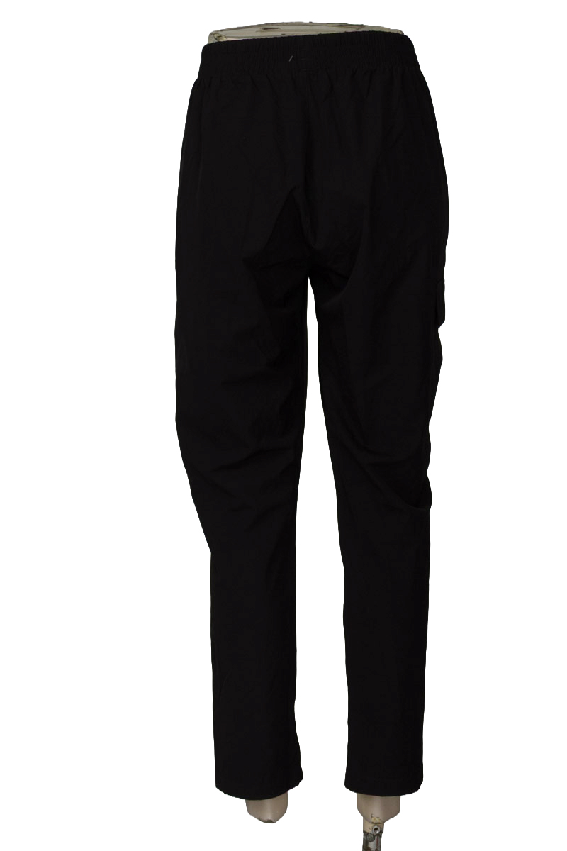 Ropa Deportiva / Salida de Baño color Negro - Totto