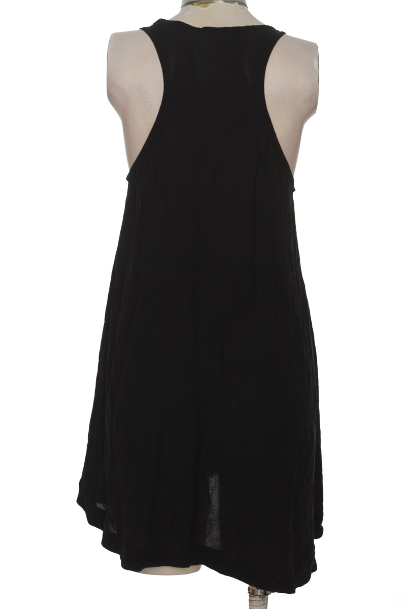Vestido / Enterizo color Negro - Touche