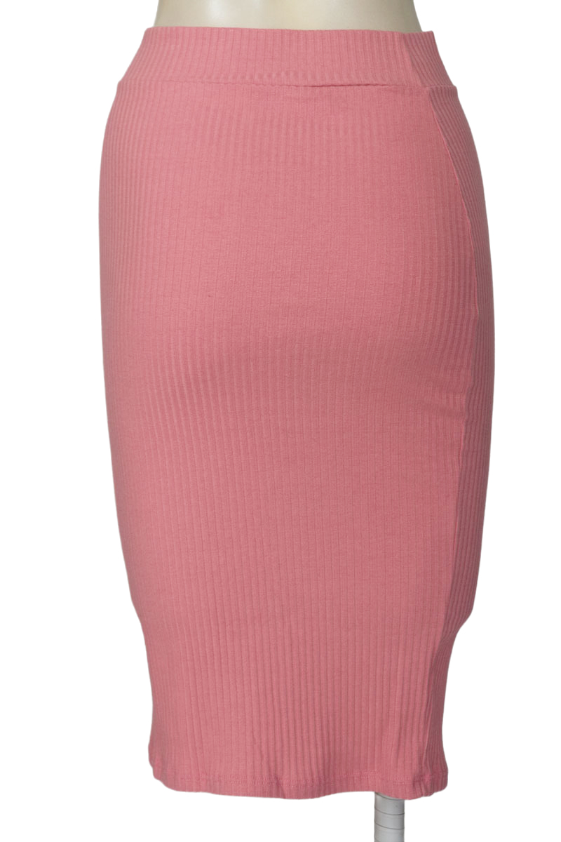 Falda color Rosado - ATYPICAL