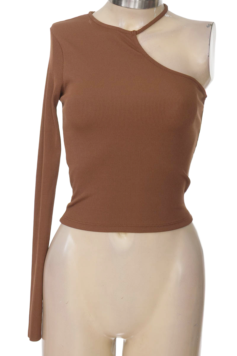 Top / Camiseta color Café - Stradivarius