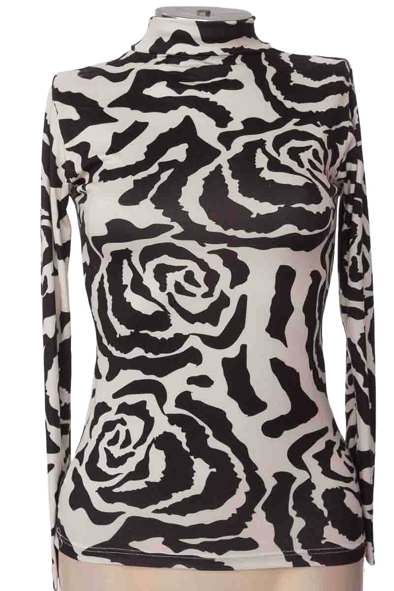 Top / Camiseta color Beige - Closeando