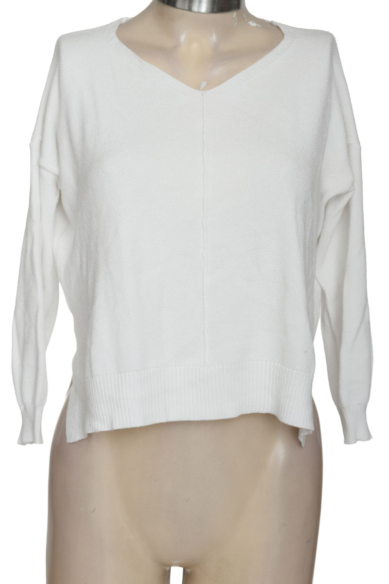 Sweater color Blanco - Closeando