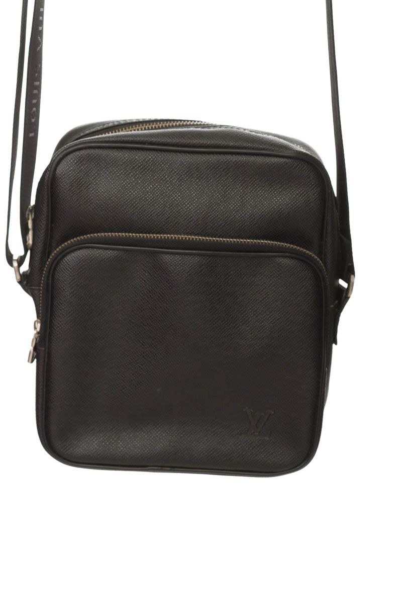 Cartera / Bolso / Monedero color Negro - Closeando