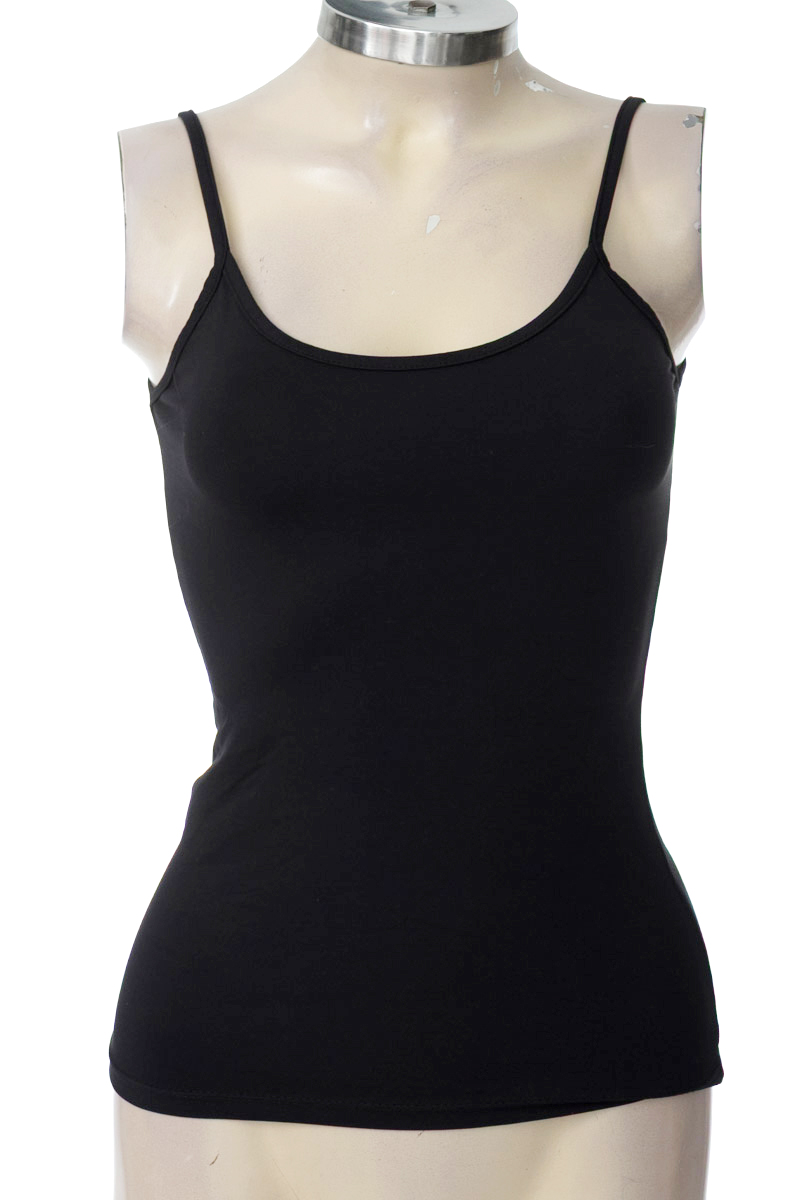 Top / Camiseta color Negro - Zara