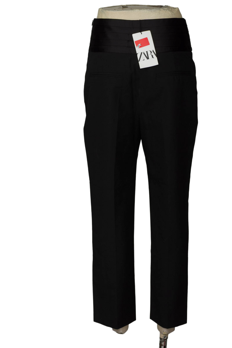 Pantalones color Negro - Zara