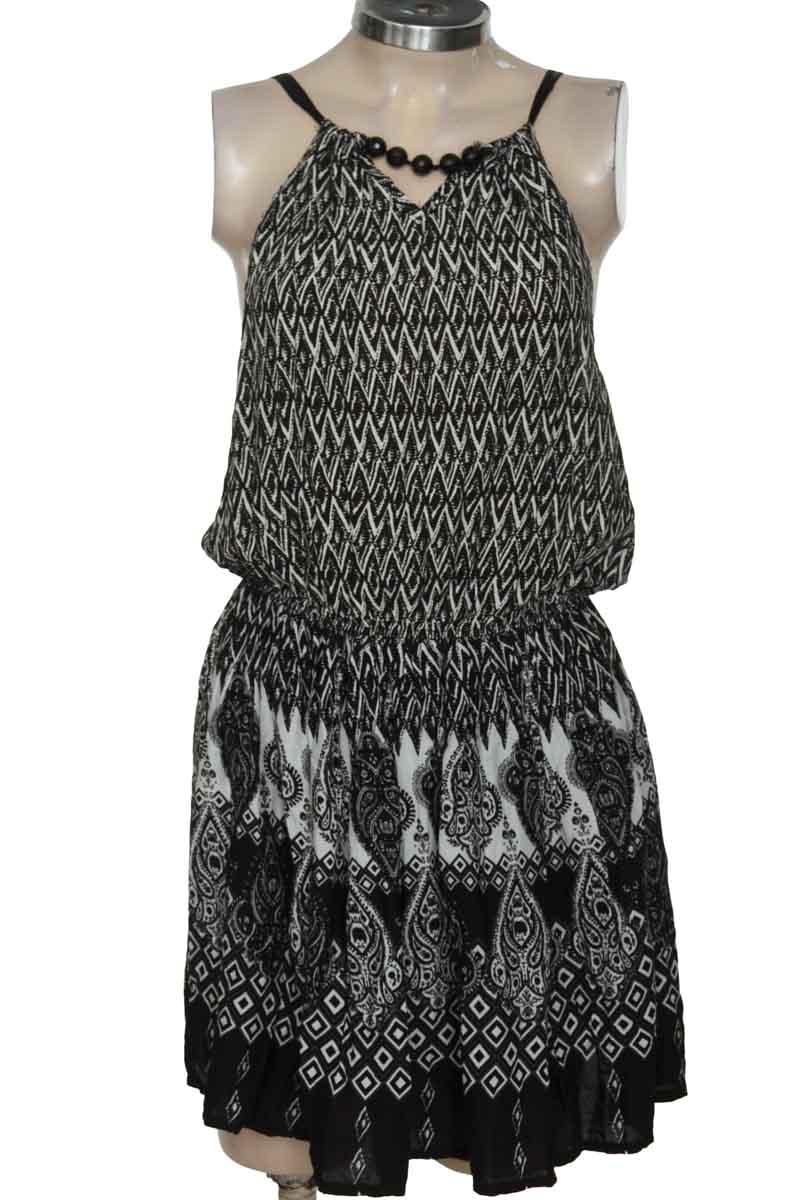 Vestido / Enterizo color Negro - K&D