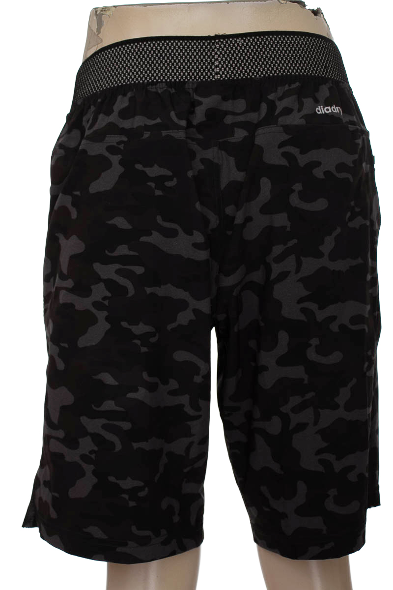 Ropa Deportiva color Negro - Diadora