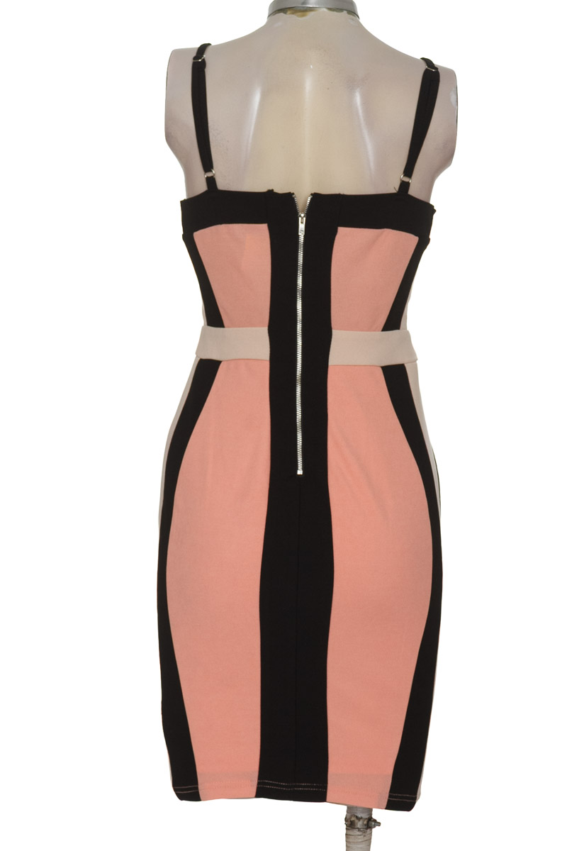 Vestido / Enterizo color Rosado - Entry
