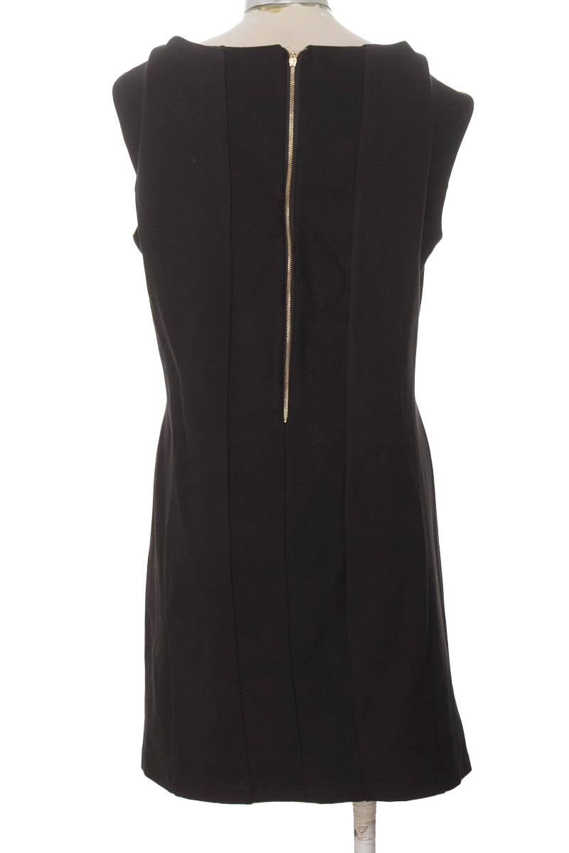 Vestido / Enterizo color Negro - Spirito