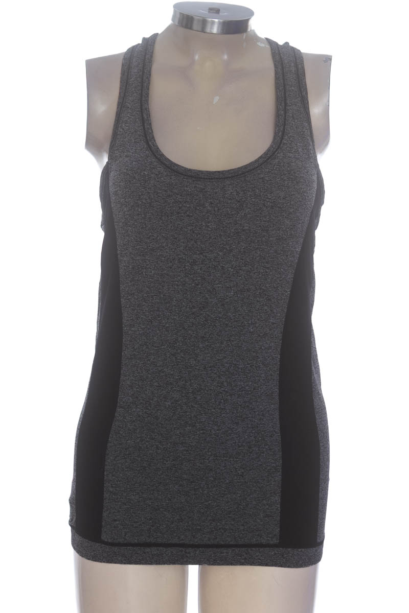 Ropa Deportiva / Salida de Baño color Gris - Closeando