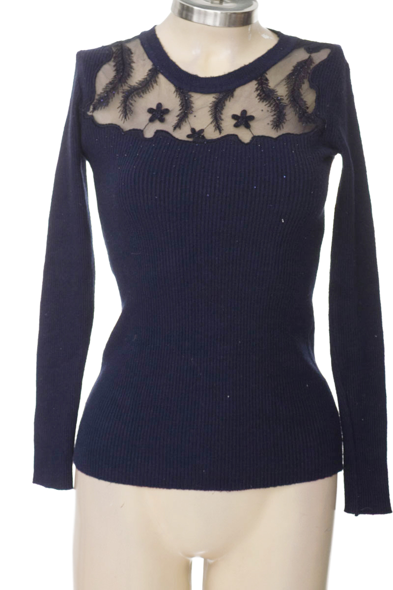 Sweater color Azul - Closeando