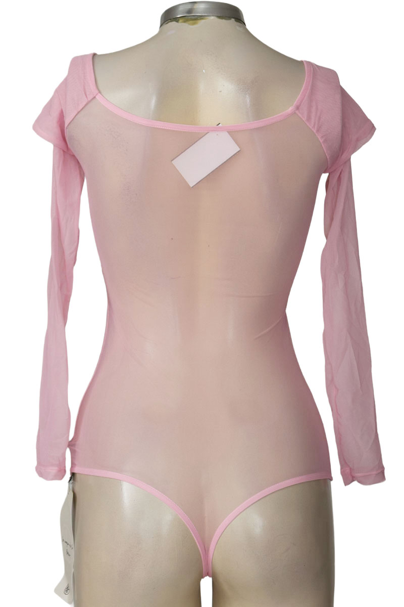 Top / Camiseta color Rosado - Basic and essential