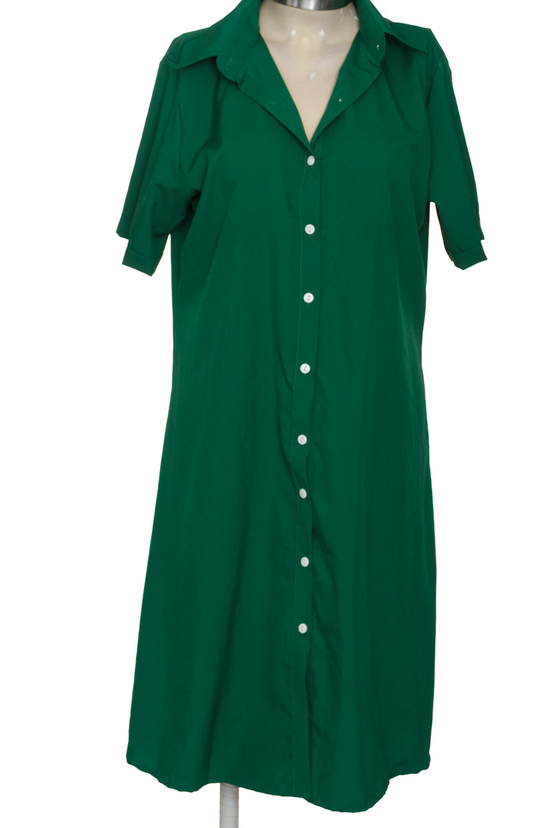 Vestido / Enterizo color Verde - Closeando