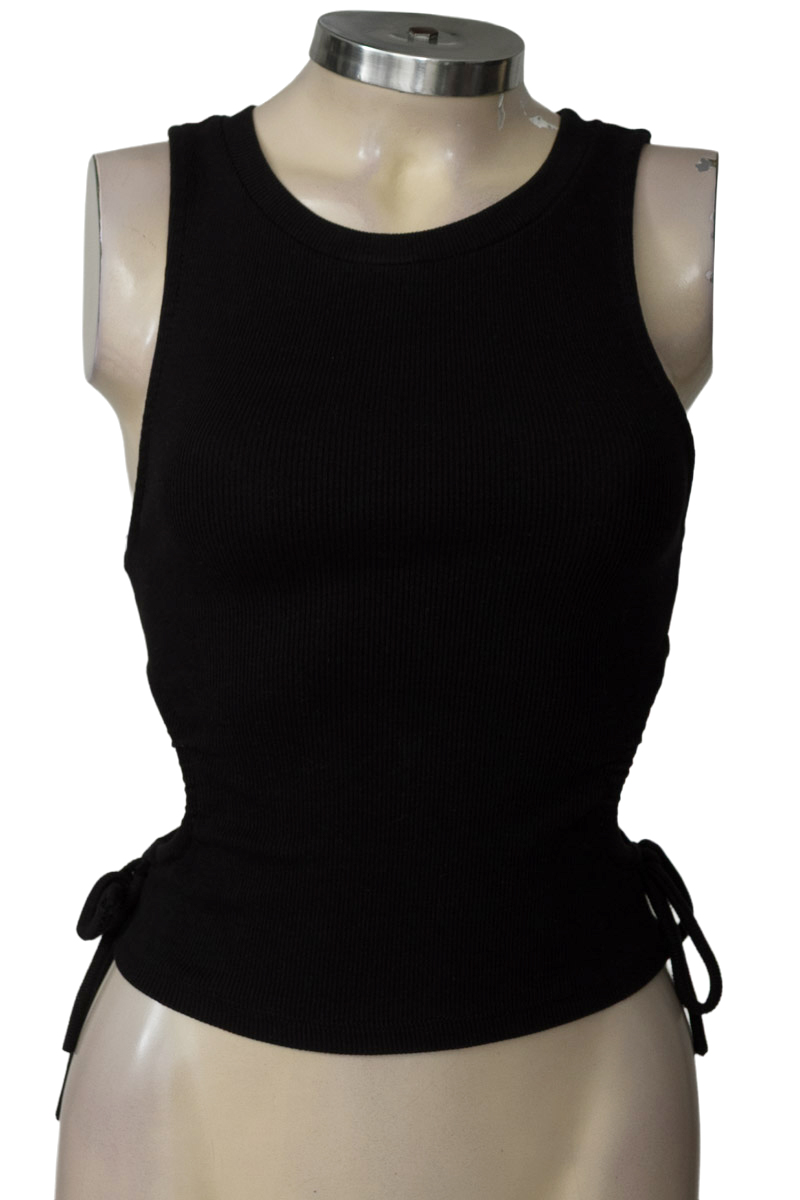 Top / Camiseta color Negro - Zara
