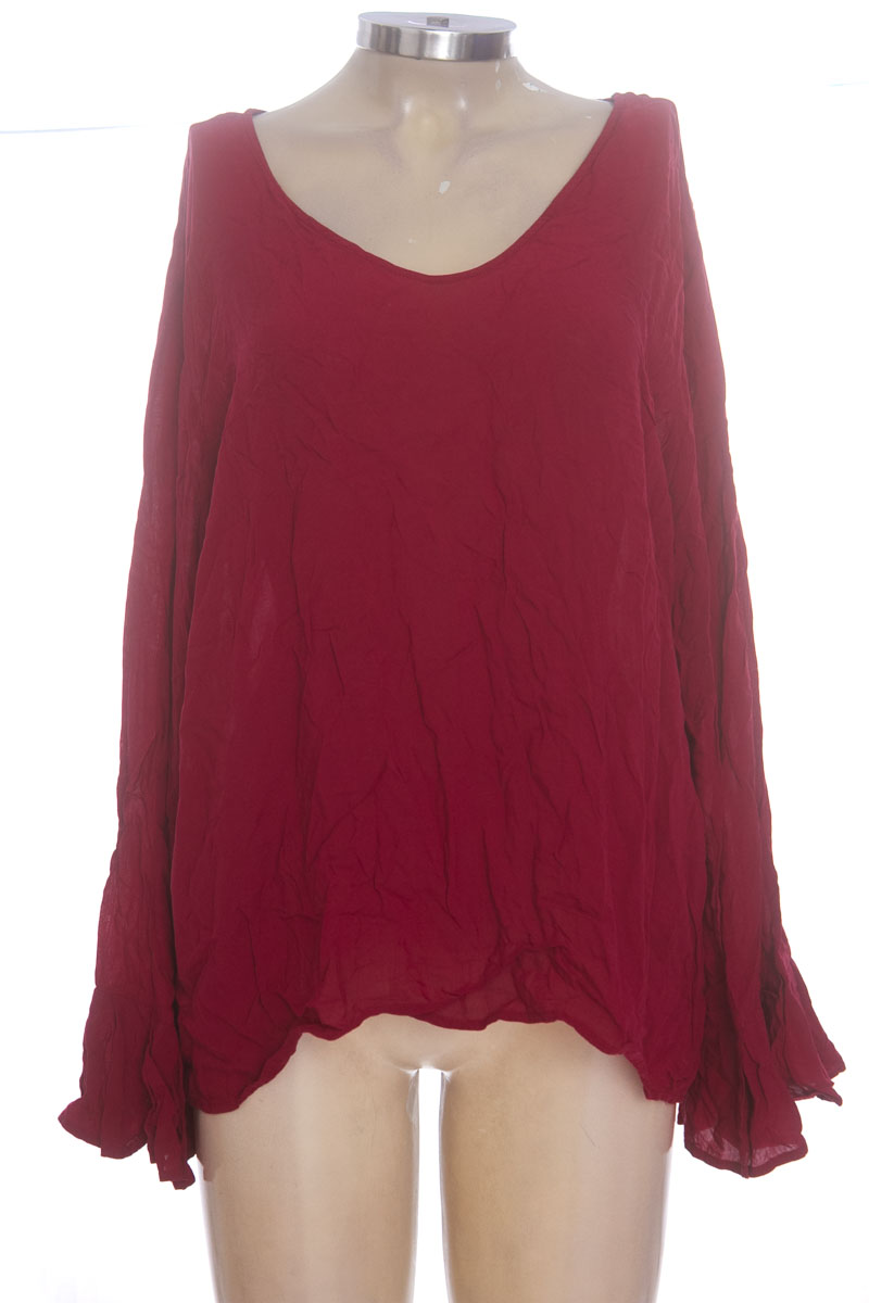 Blusa color Vinotinto - Arkitect