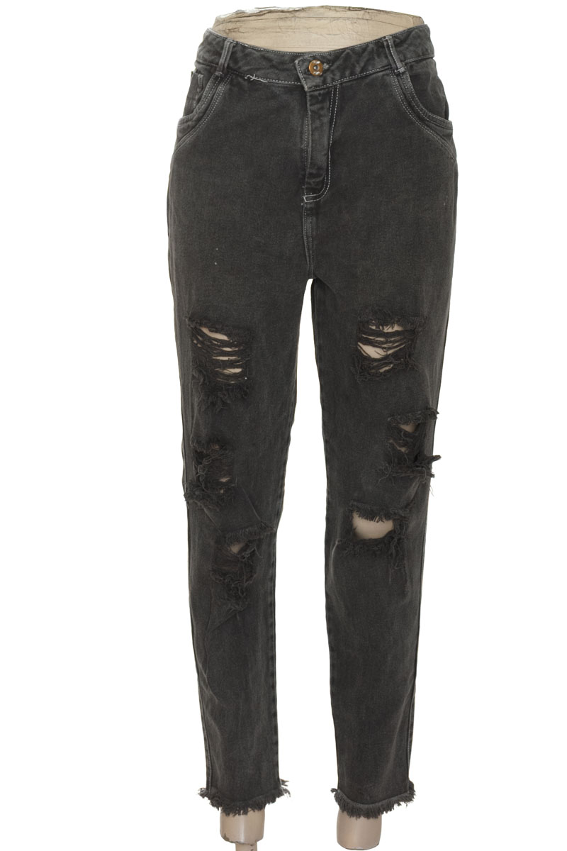 Pantalones color Gris - Closeando
