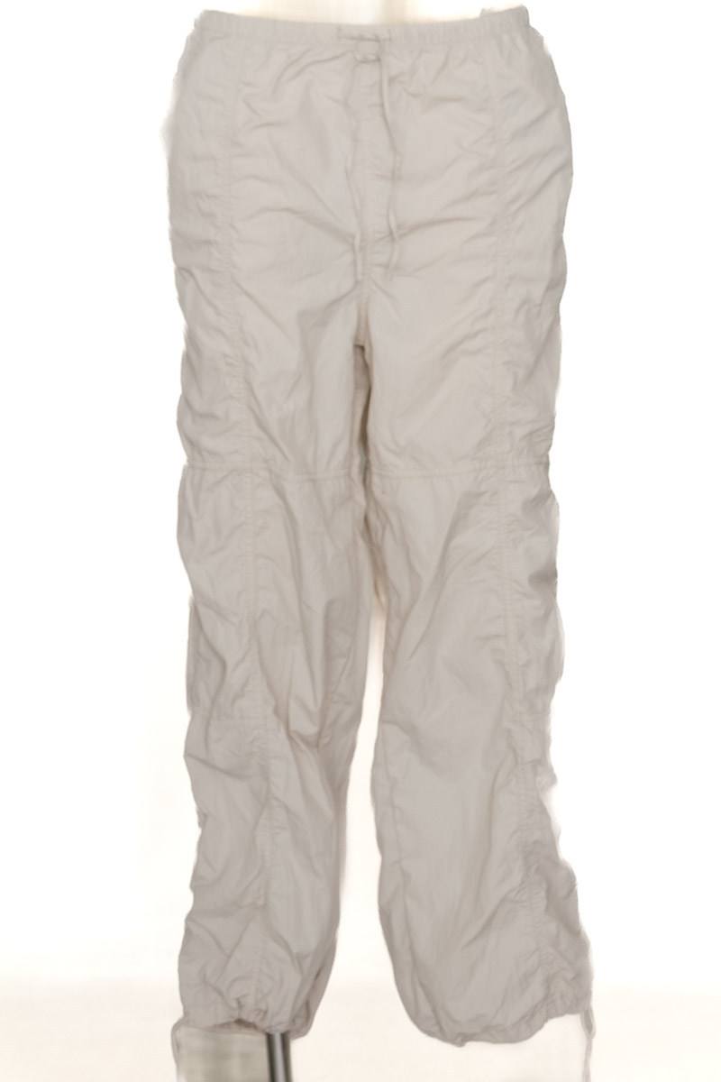 Pantalones color Beige - Divided by H&M