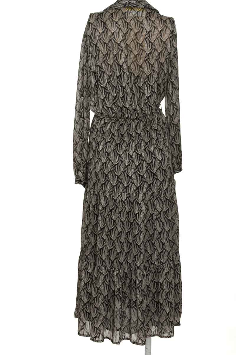 Vestido / Enterizo color Negro - Formula Joven