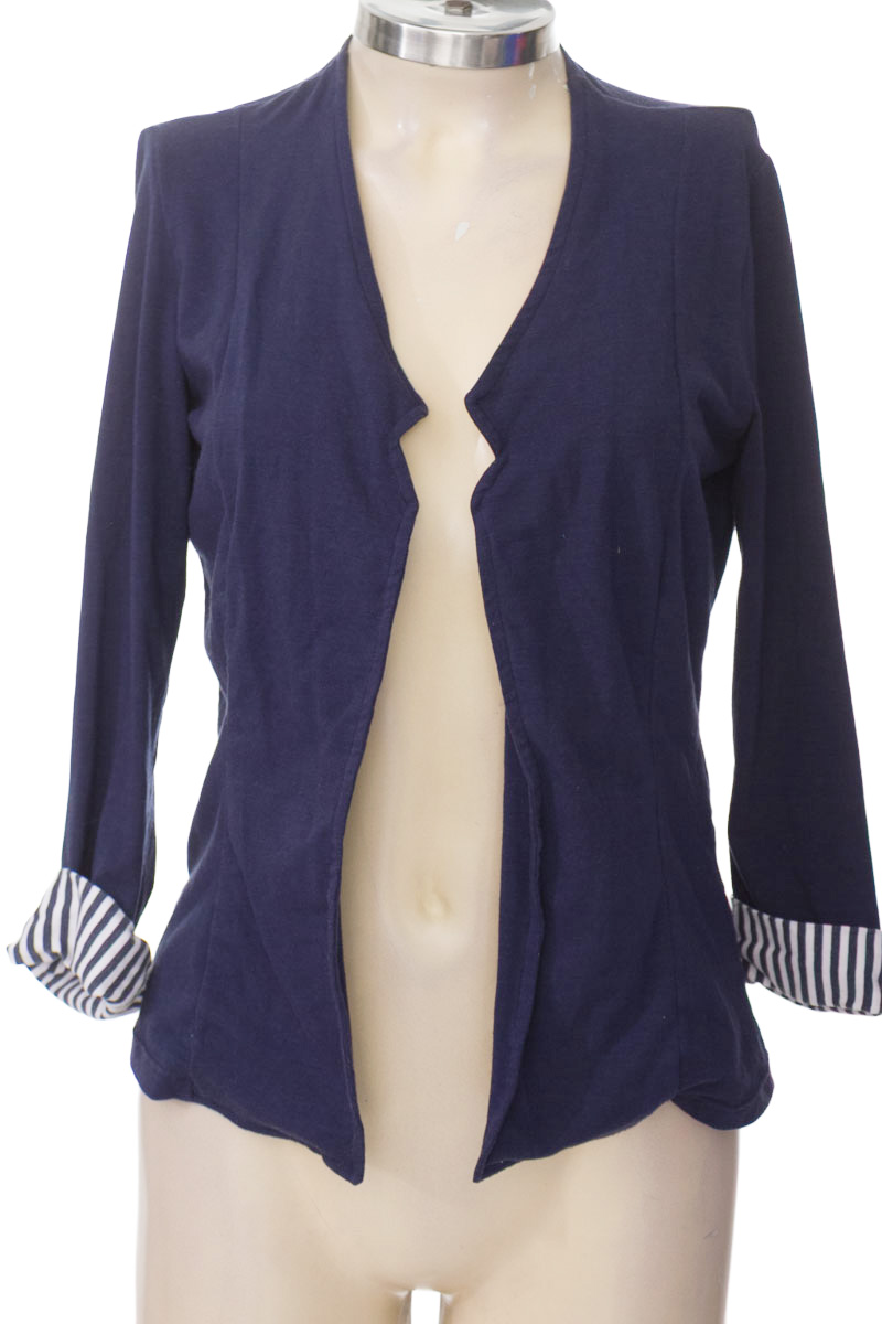 Sweater color Azul - Closeando