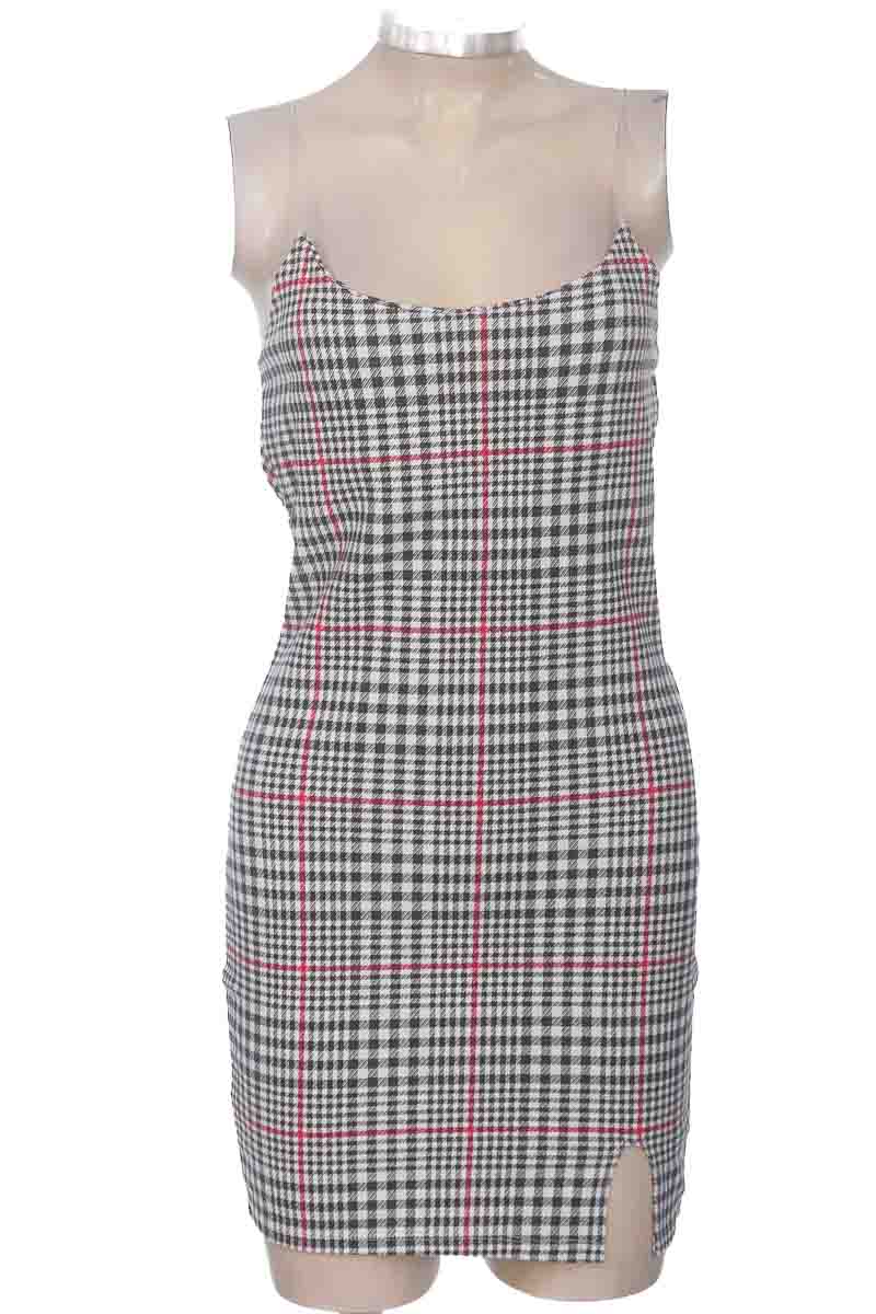 Vestido / Enterizo color Gris - Shugga