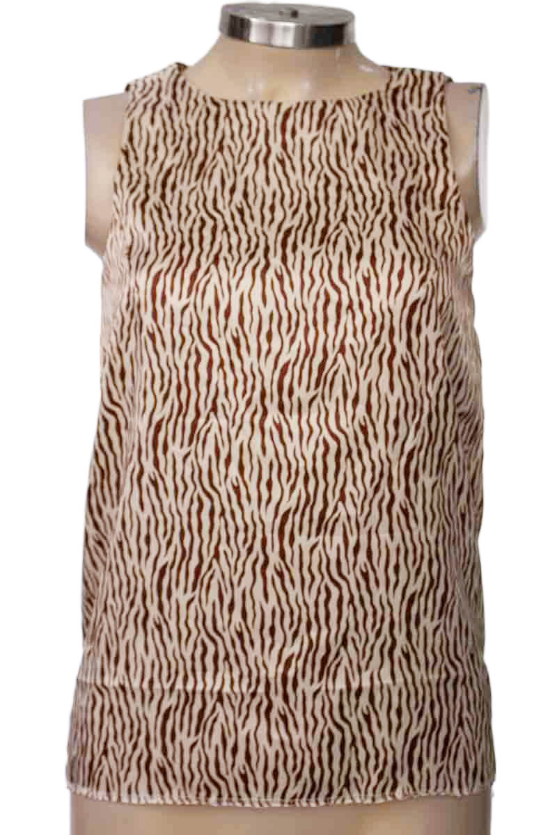 Top / Camiseta color Beige - Closeando