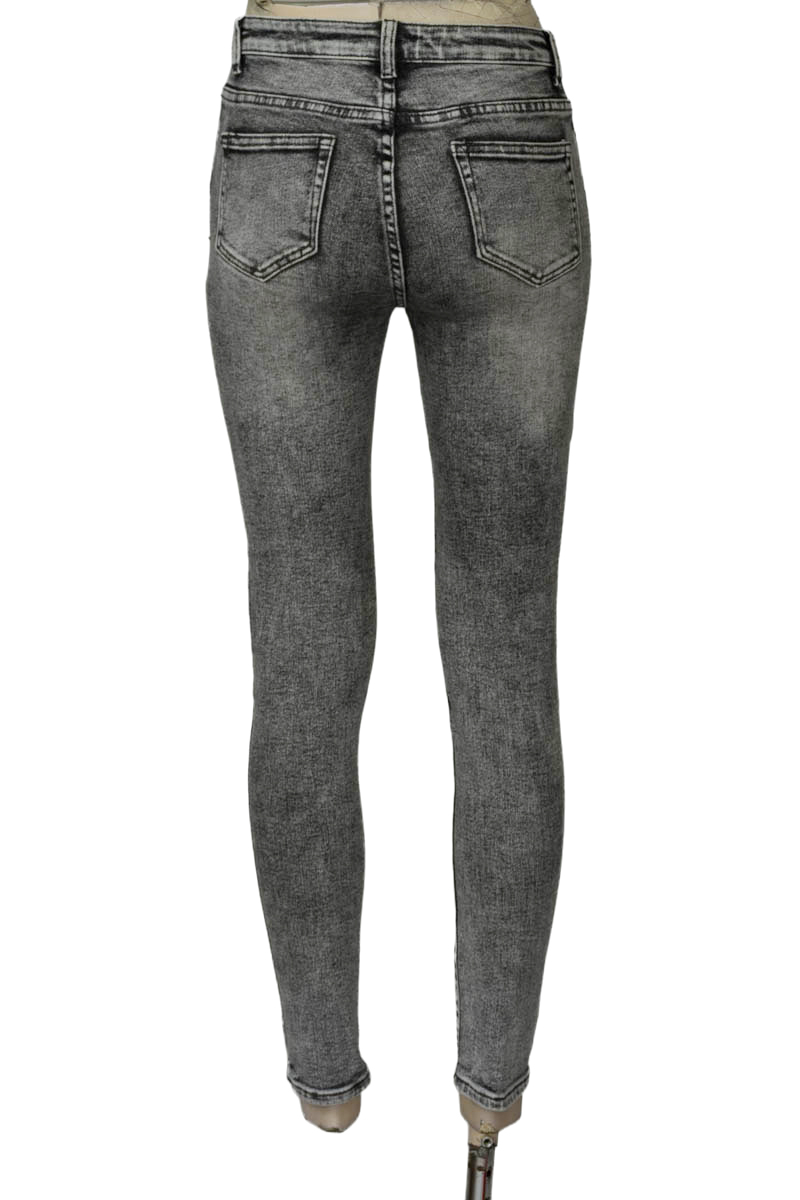 Pantalones color Gris - Closeando